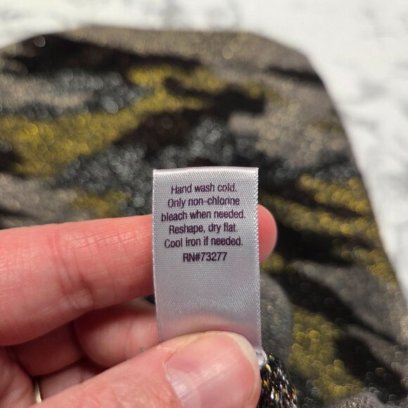 JL Jennifer Lopez Medium Green Black Metallic Camo Pull On Knee Length Skirt - Picture 9 of 9